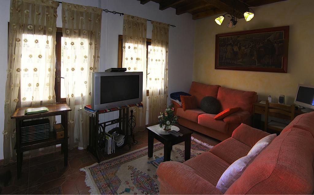 Casa Paulino 호텔 로스코랄레스데부엘나 외부 사진